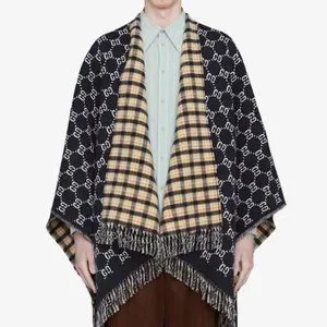 【関税&送料込】Gucci Poncho In Lana Gg Gucci Rebarcible Poncho Coat Cape Navy x Red Check GG Wool